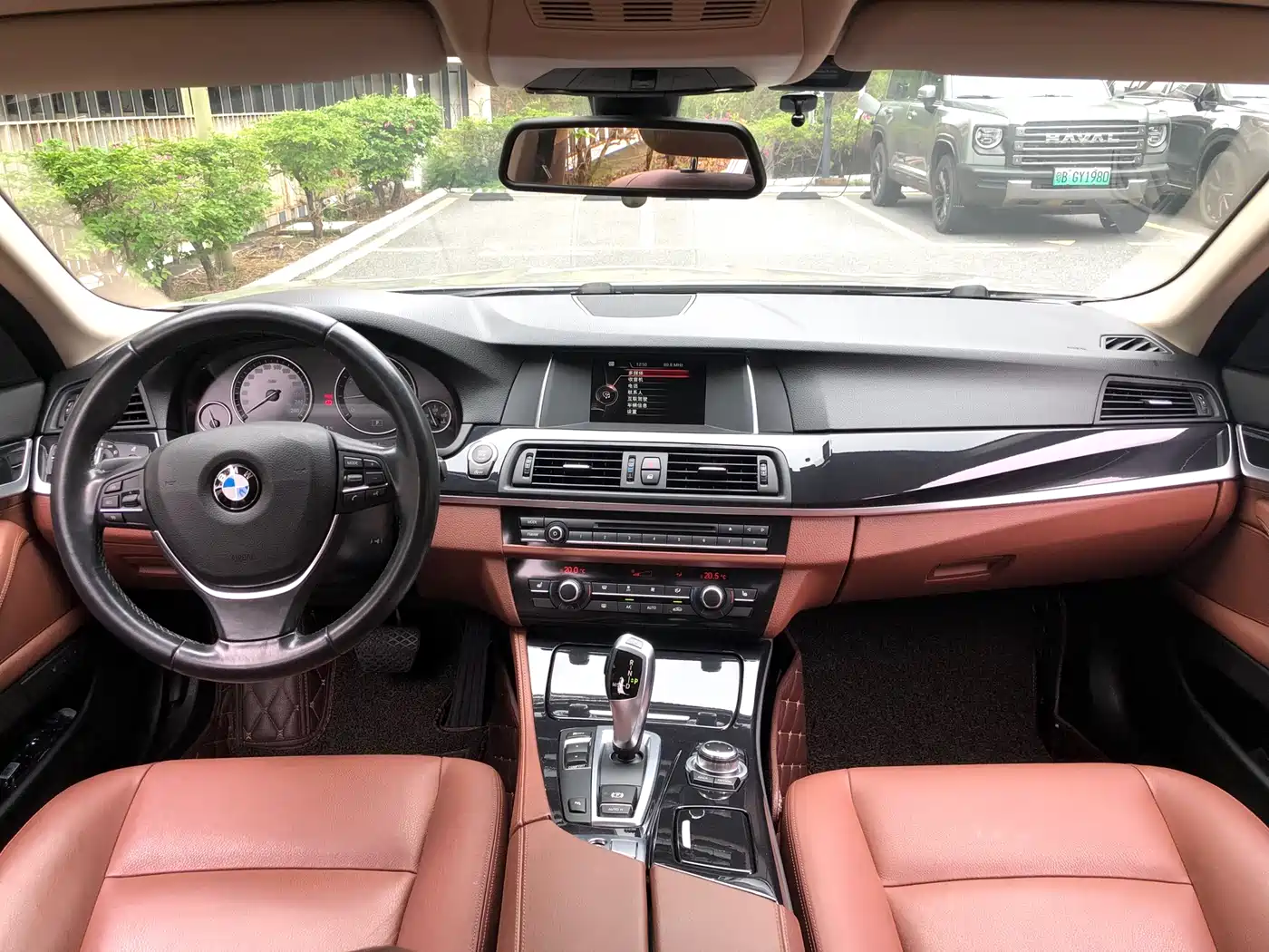 BMW 5 Series 2017 520Li Classic Edition фото 11