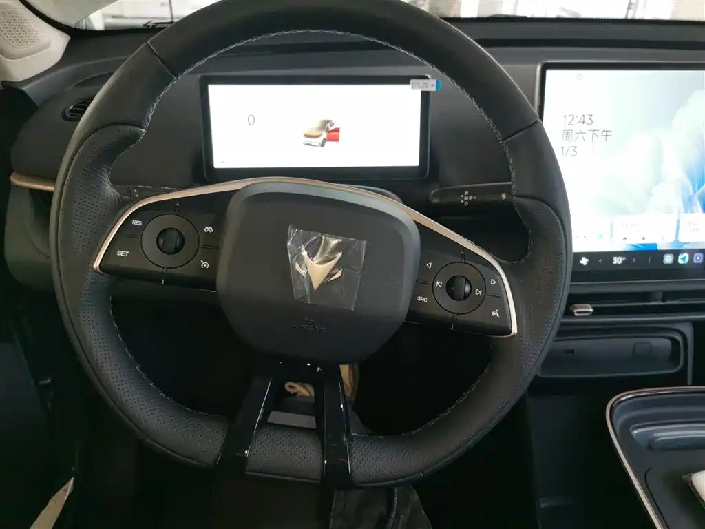 ARCFOX T1 2025 2025 425 Base Version