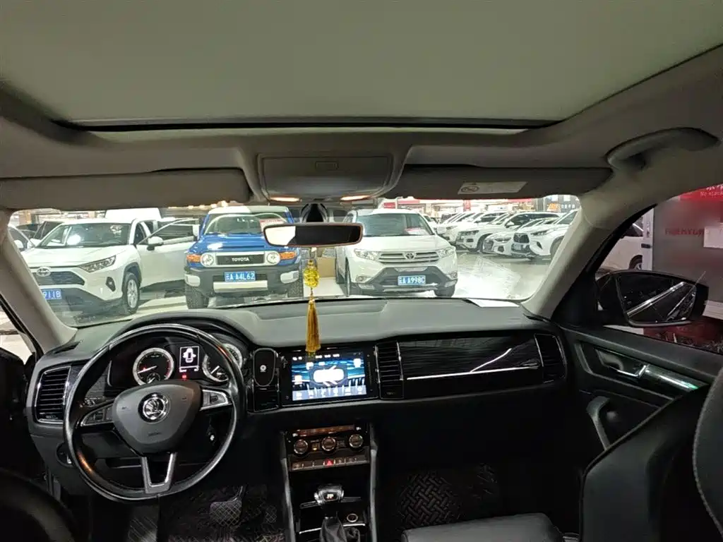 Škoda Kodiaq 2018 Facelift TSI330 5-seat 2WD Premium Luxury Edition фото 18