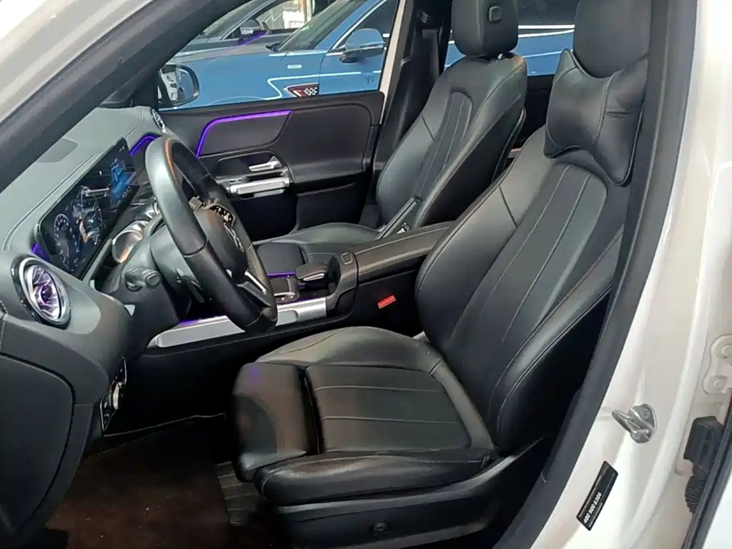 Фото 15 - Mercedes-Benz GLB