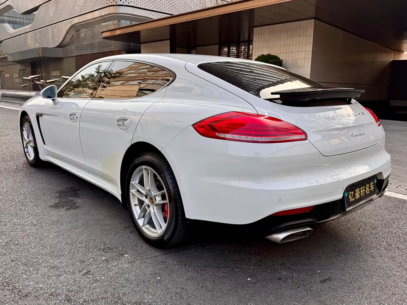 Porsche Panamera 2014 Panamera 3.0T фото 6