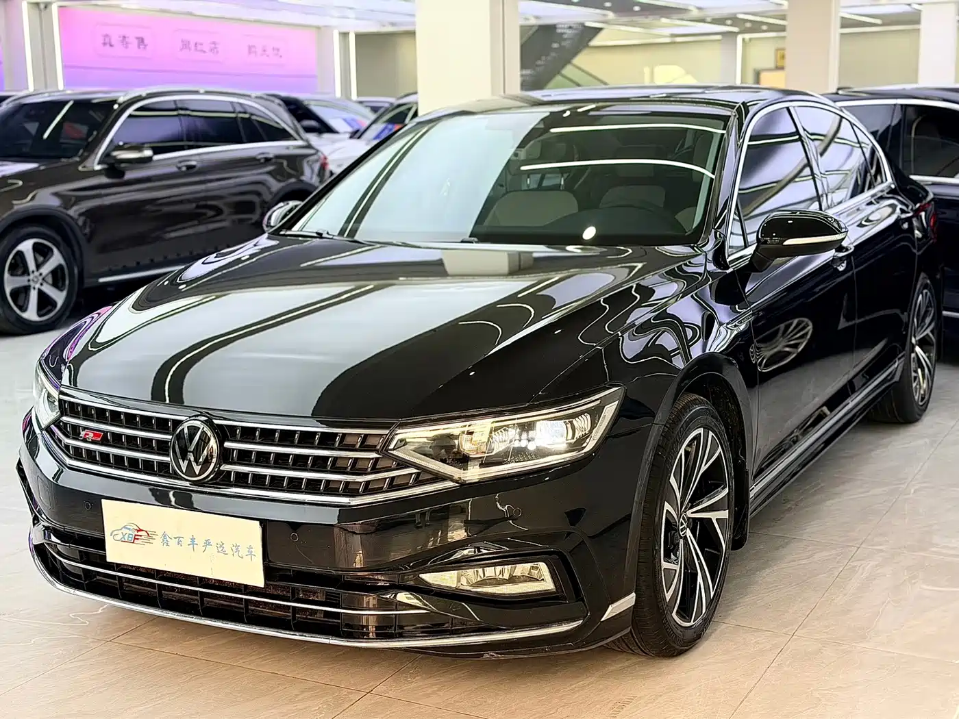 Volkswagen Magotan 2023 Model 2 Million Commemorative Edition 330TSI DSG Luxury