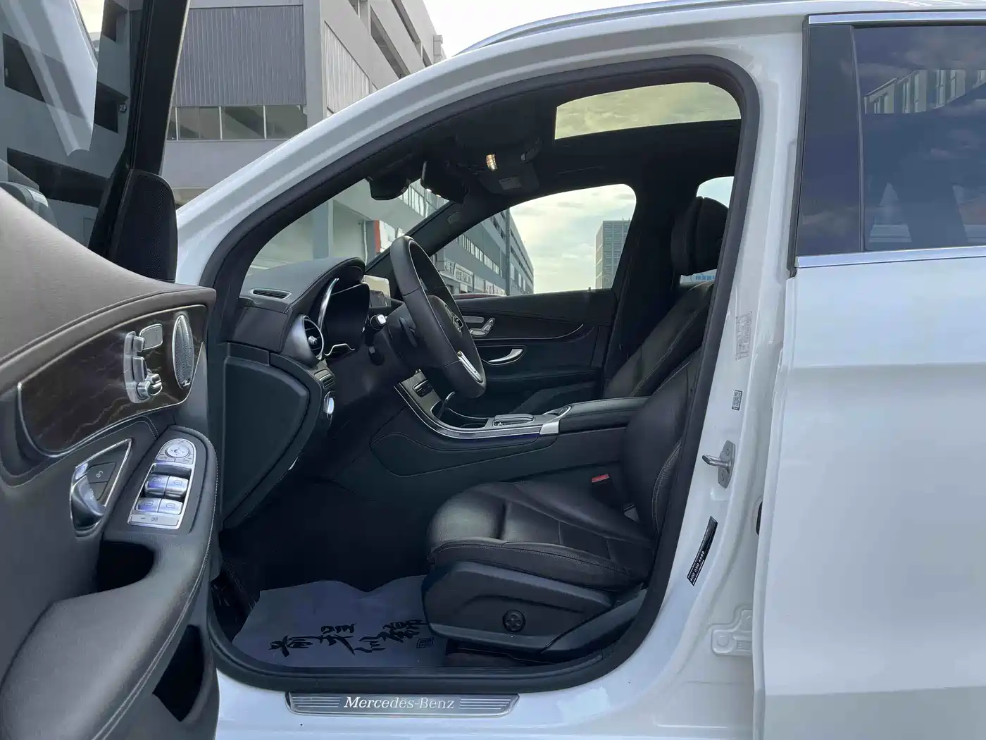 Mercedes-Benz GLC 2020 GLC 300 L 4MATIC Dynamic фото 10