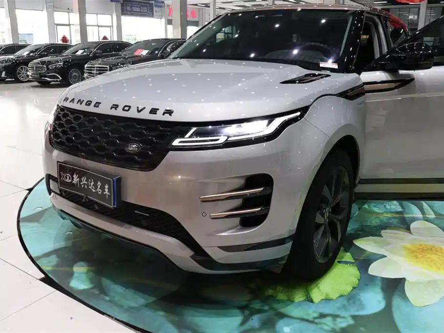 Land Rover Range Rover Evoque 2022 Range Rover Evoque L 249PS R-Dynamic Corinthian Bronze Special Edition фото 27