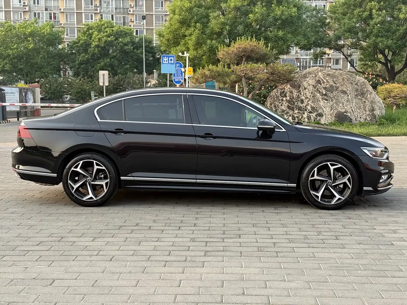 Volkswagen Magotan 2024 2023 2 Million Units Anniversary Edition 330TSI DSG Leading Type