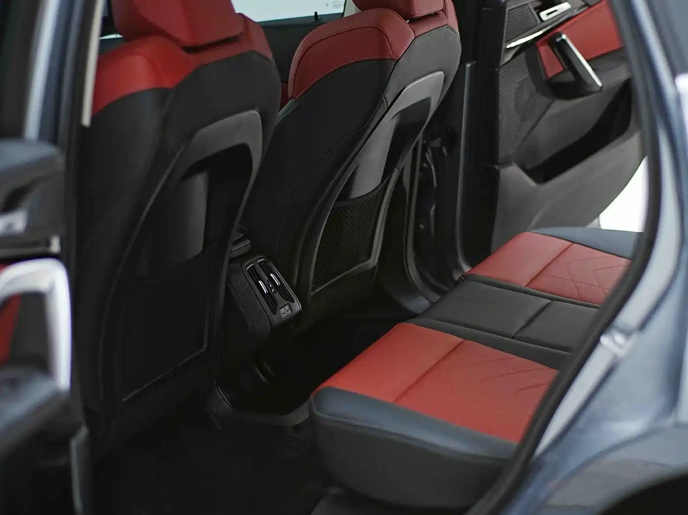 BMW X1 2023 sDrive20Li X Design Package фото 12