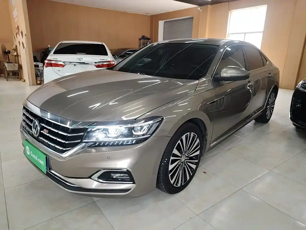 Volkswagen Passat 2020 330TSI Luxury Edition China VI