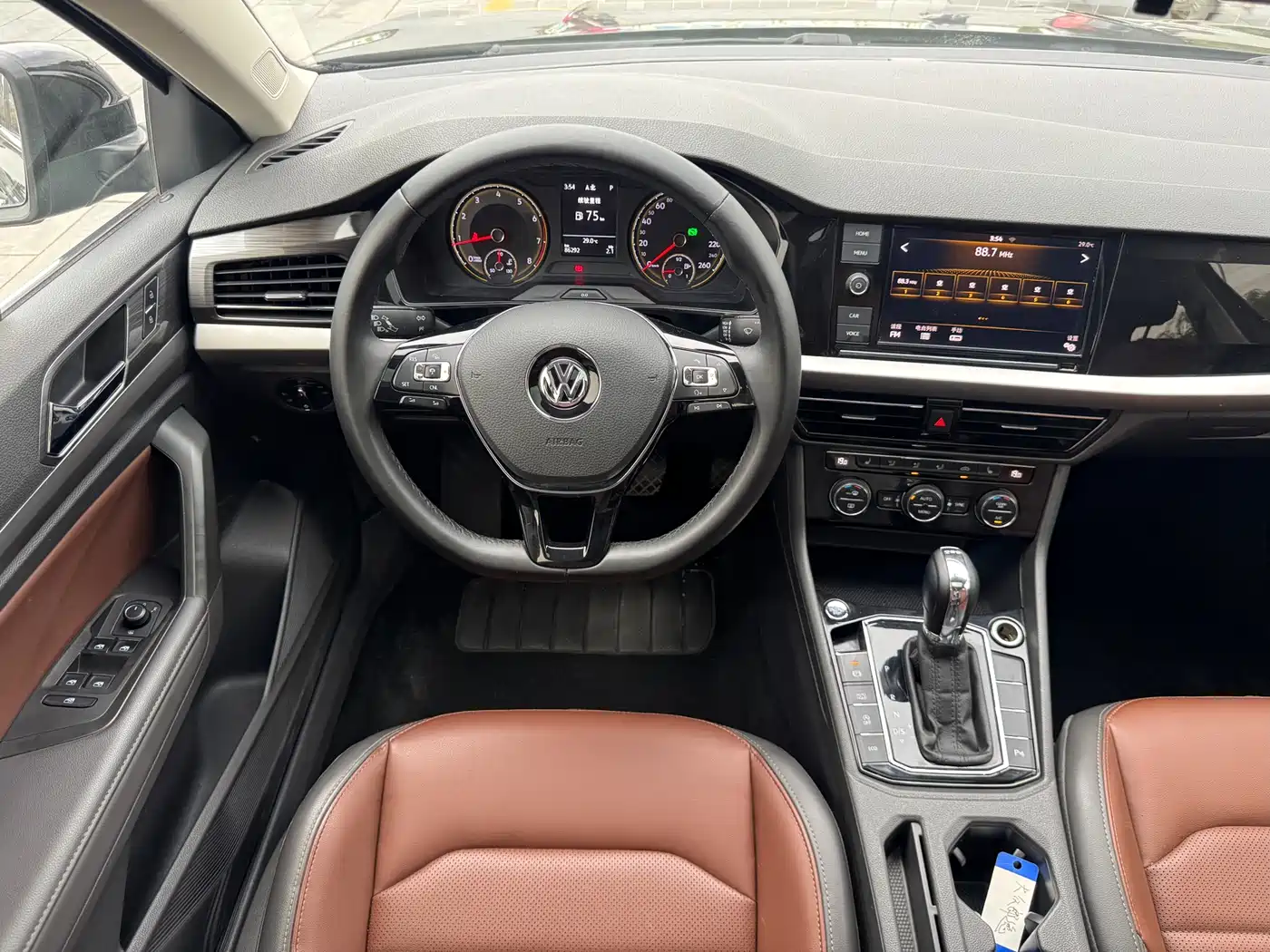 Volkswagen Lavida 2019 280TSI DSG Luxury Edition China VI фото 13