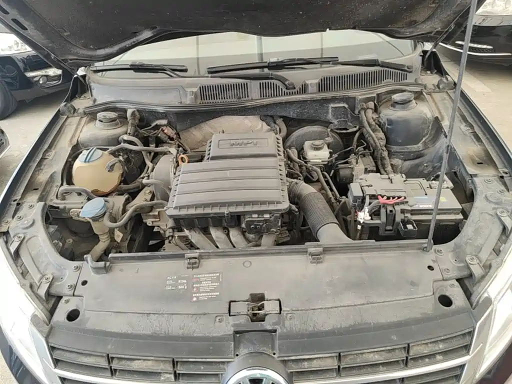 Volkswagen Lavida Tour 2013 1.6L Automatic Trend Style фото 20