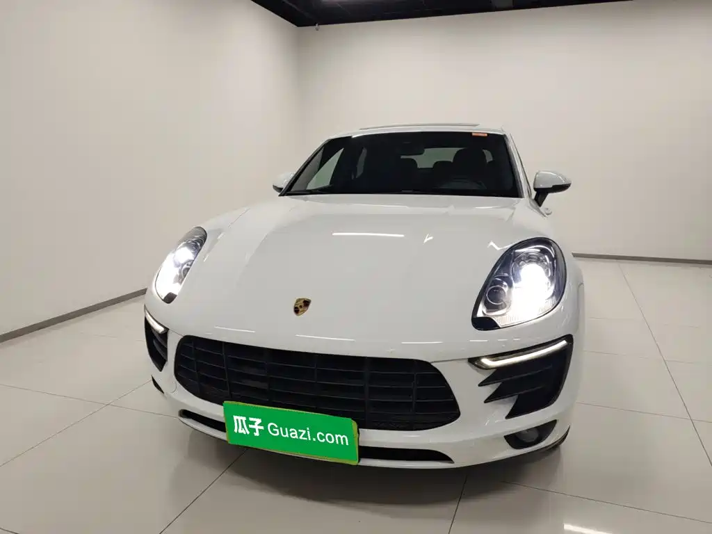 صورة 3 - Porsche Macan