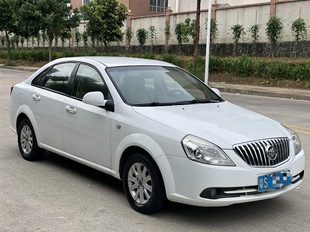 Buick Excelle 2013 1.5L Automatic Classic фото 2