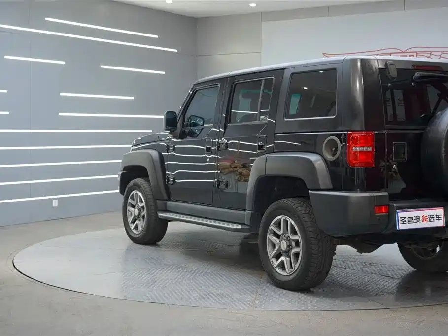 BAIC ORV Beijing Offroad BJ40 2016 Model 40L 2.3T Automatic 4WD Exclusive фото 3