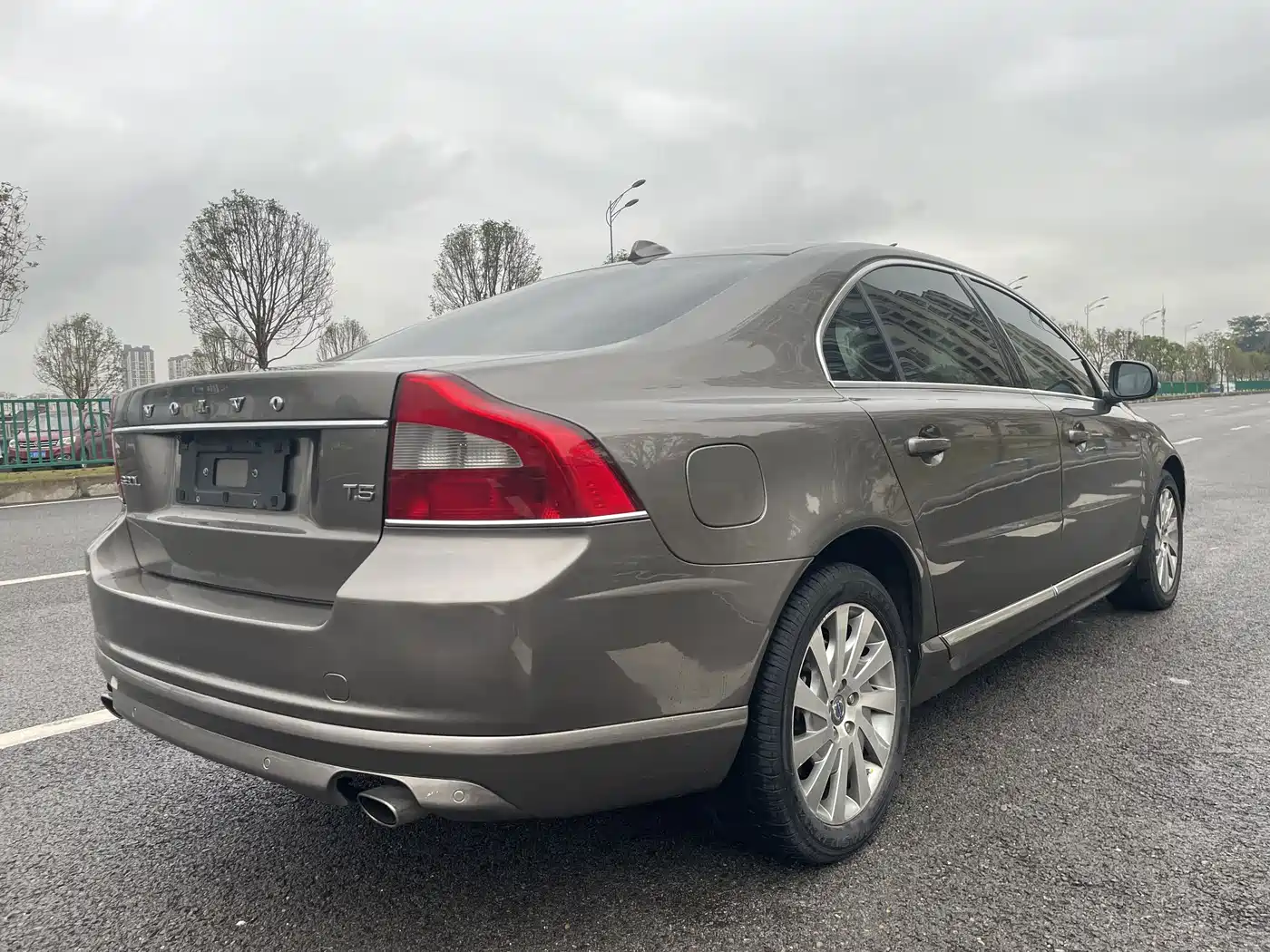 Volvo S80L 2013 2012 2.0T T5 Elegance Edition