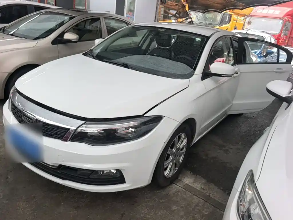 Qoros 3 2018 2018 Sedan 1.6L Auto Leading