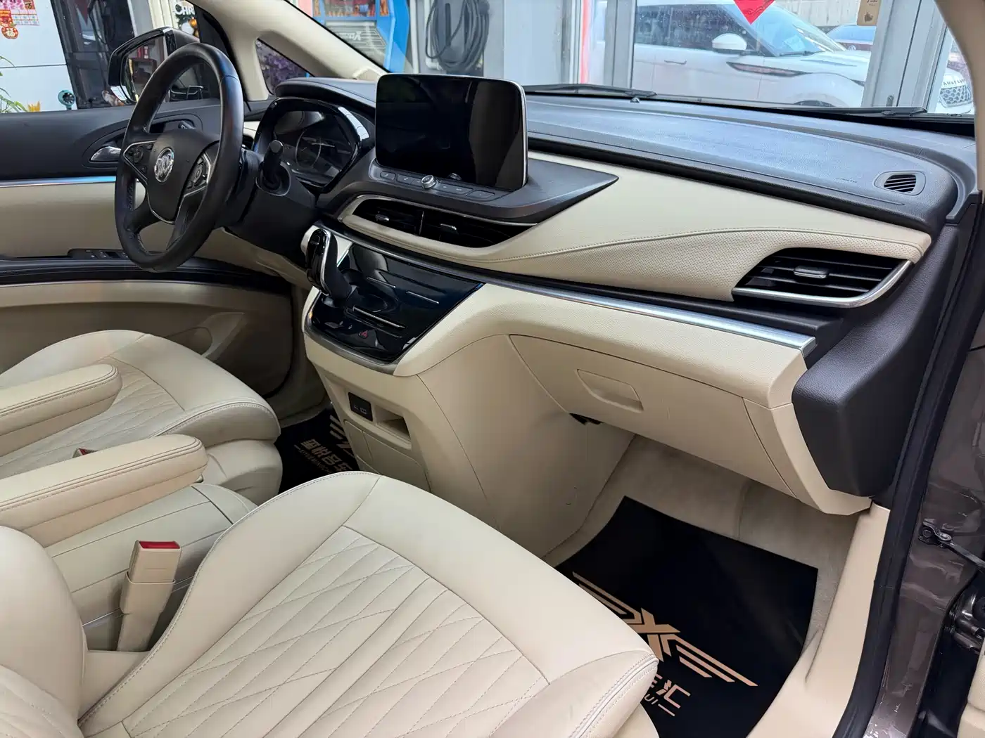 Buick GL8 2022 Land Business Class 652T Luxury фото 12