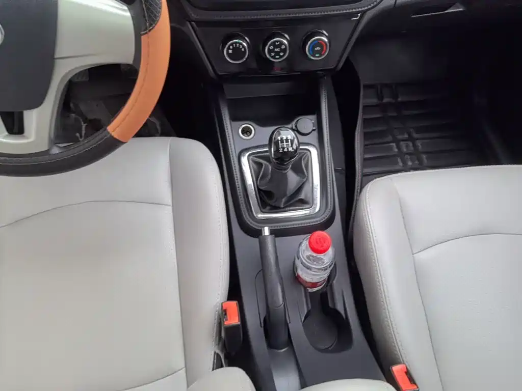 BAIC Huansu S3 2018 2017 1.5L Manual Luxury