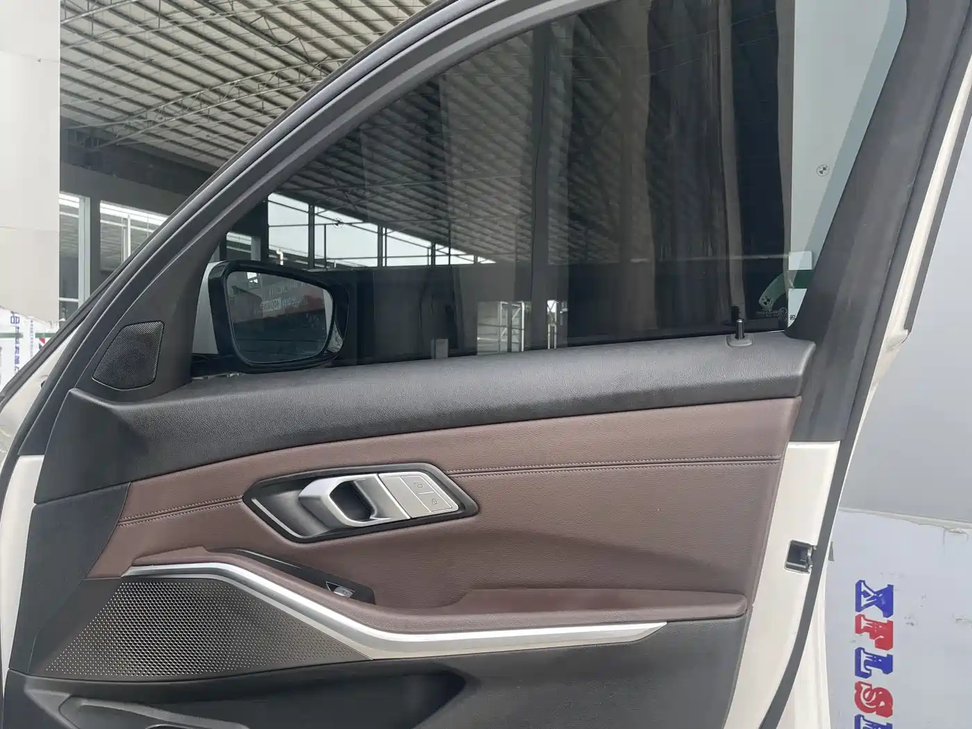 BMW 3 Series 2022 320Li M Sport Package фото 17