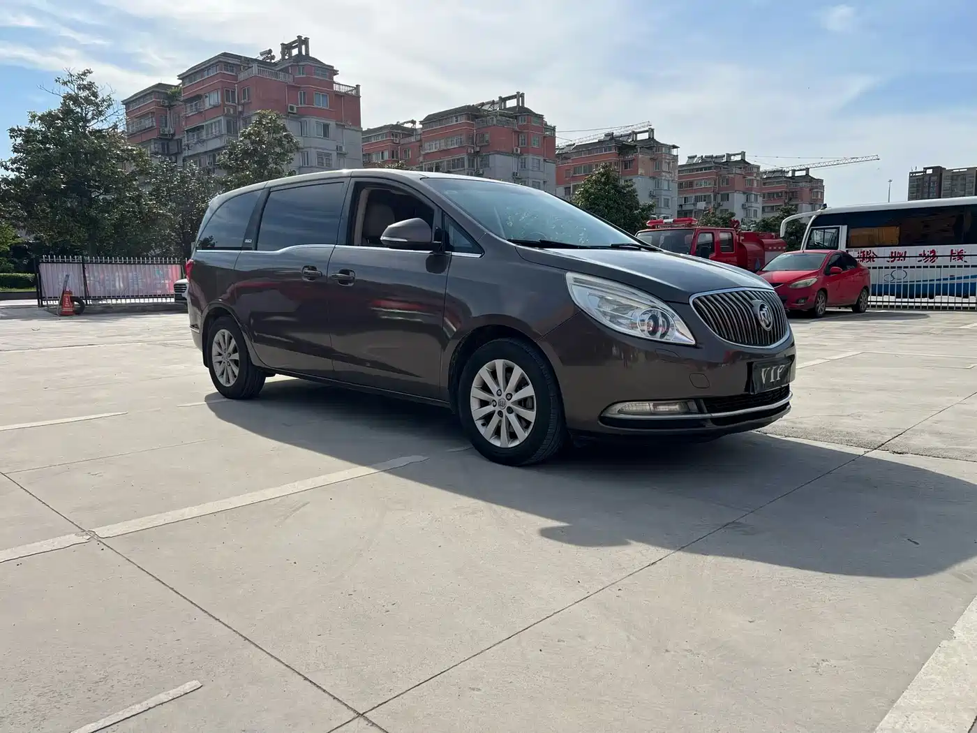 Buick GL8 2015 2.4L Luxury Business Exclusive Edition