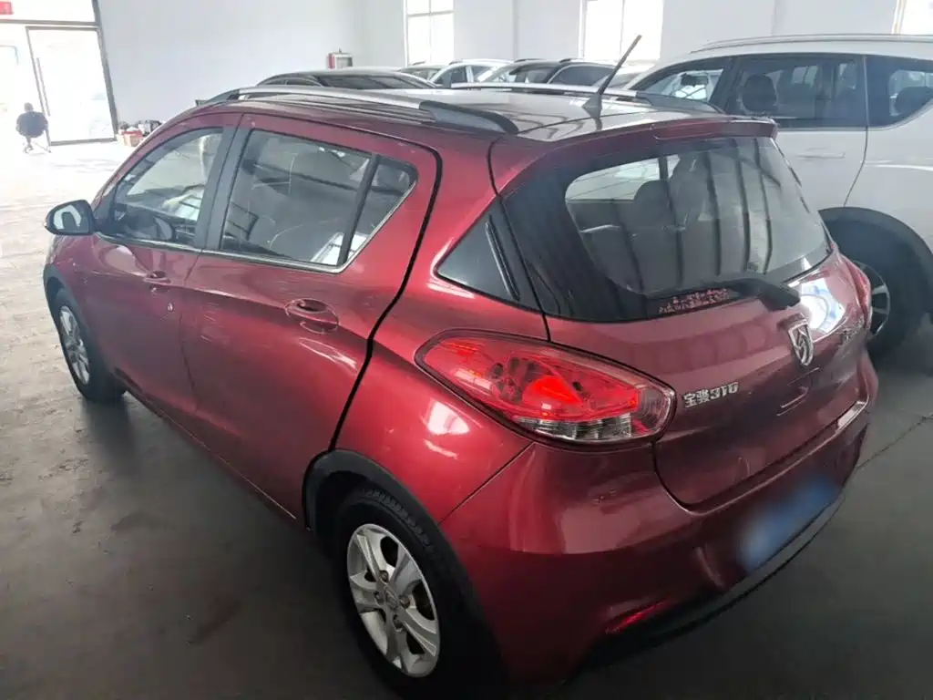 Baojun 310 2016 2016 1.2L Manual Luxury Type