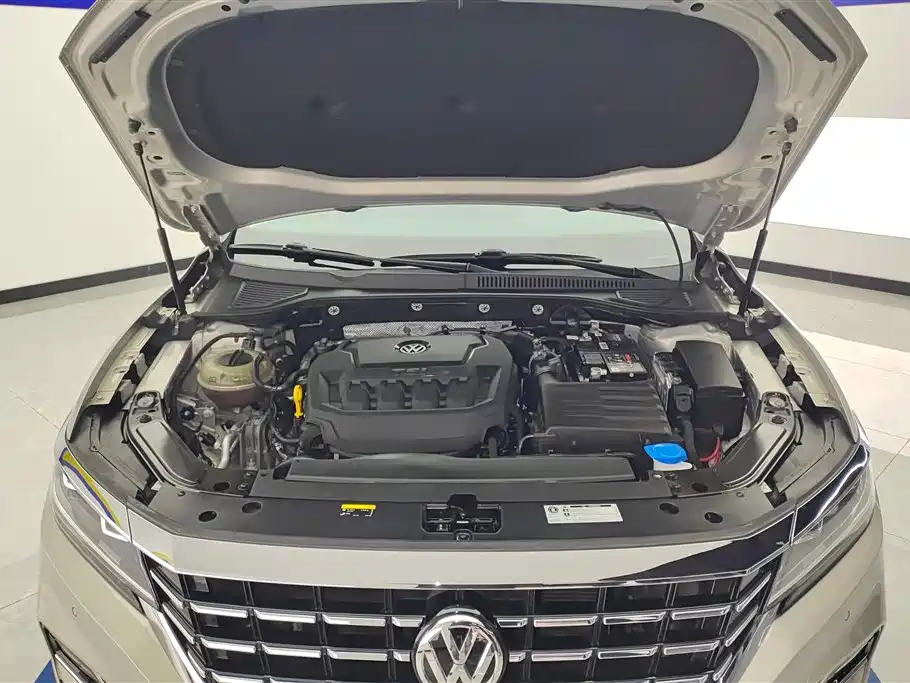Volkswagen Passat 2020 Facelift 330TSI Elite China VI фото 10