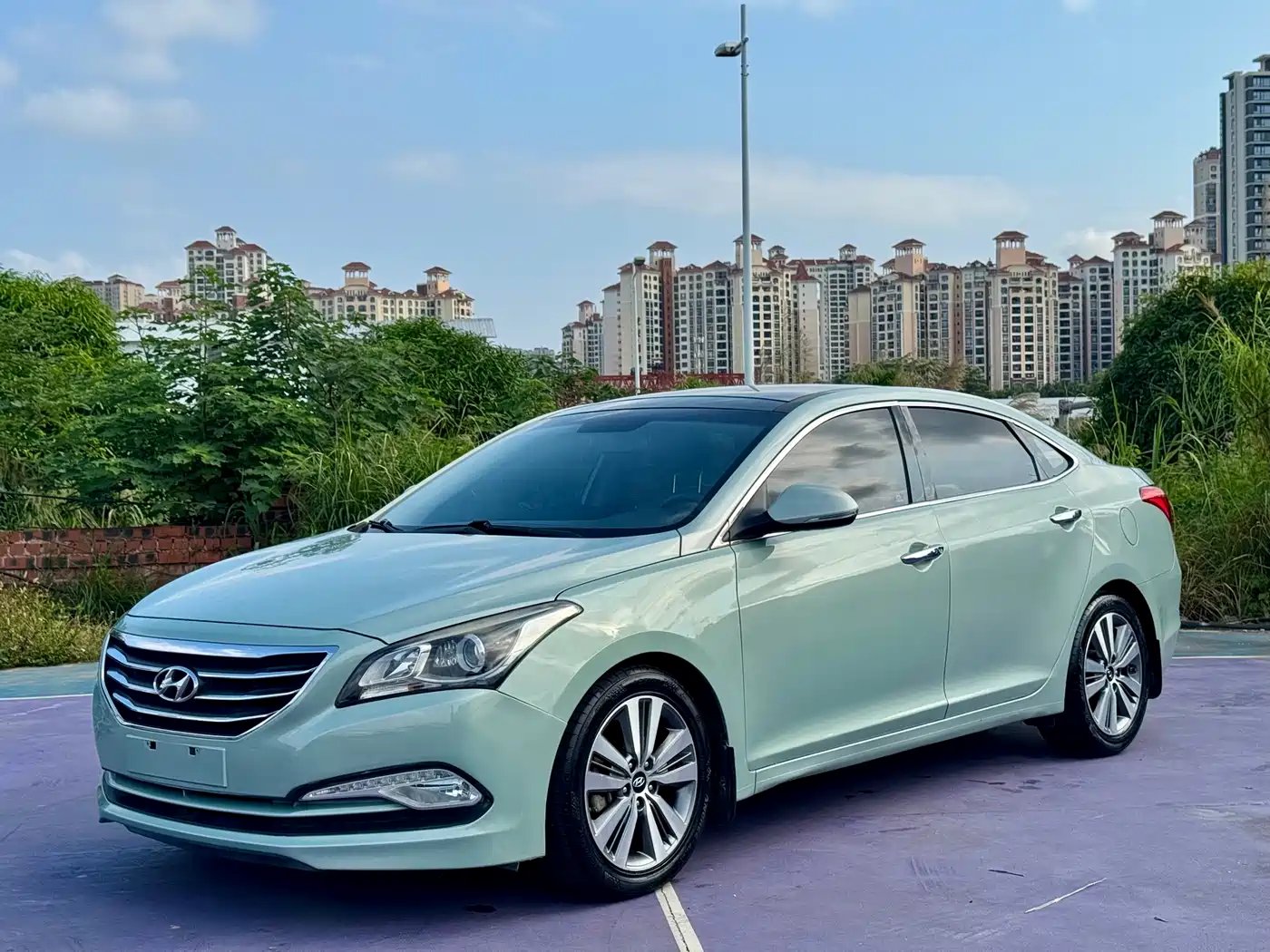 Hyundai Mistra 2014 1.8L Auto Premium DLX