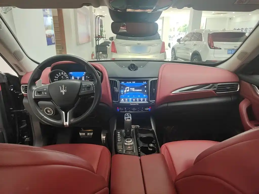 صورة 10 - Maserati Levante