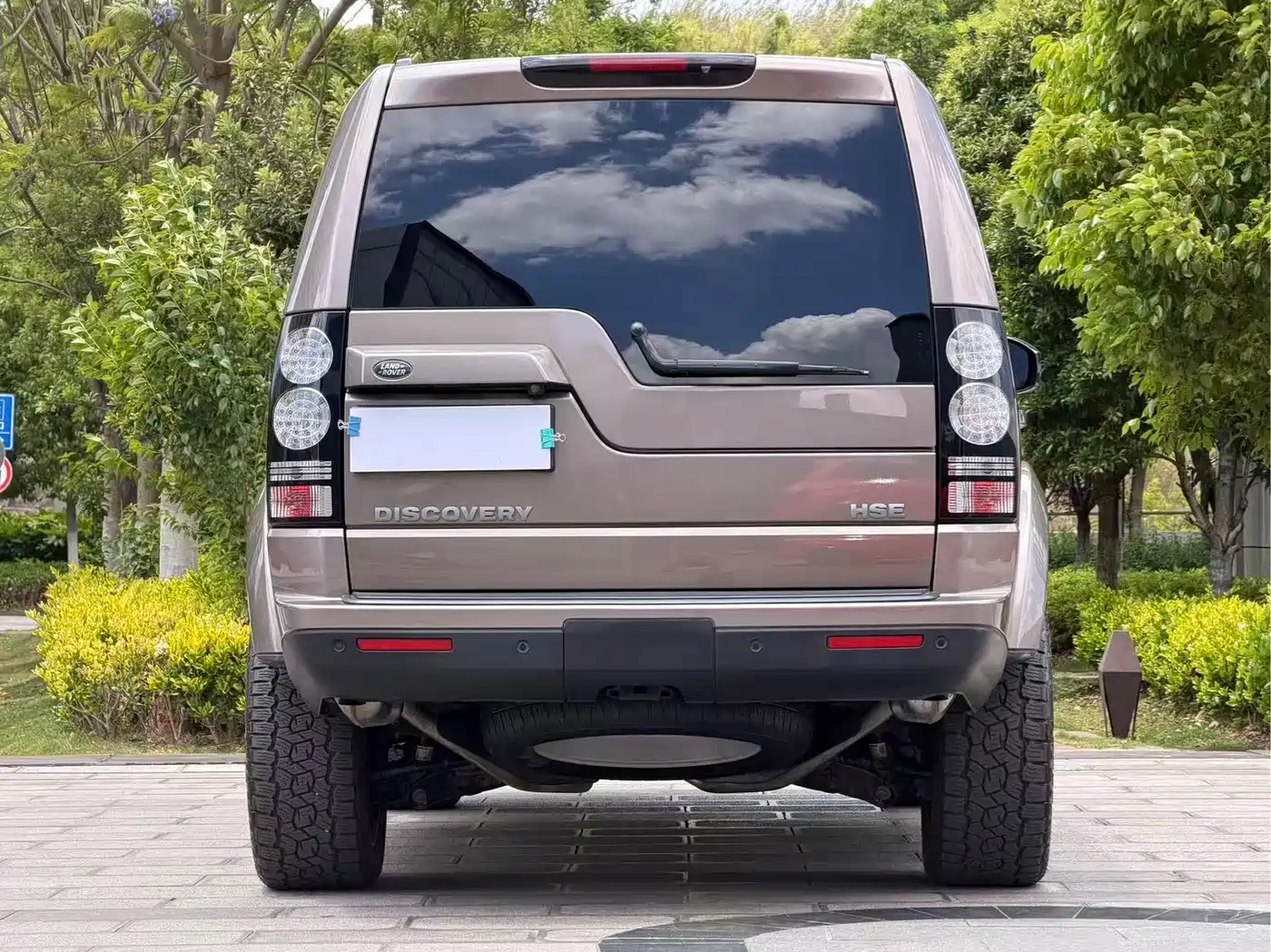 Land Rover Discovery 2016 3.0 SC V6 HSE фото 12