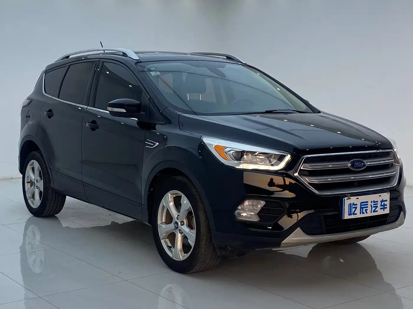 Ford Kuga 2018 2017 EcoBoost 180 2WD Tiger Leap