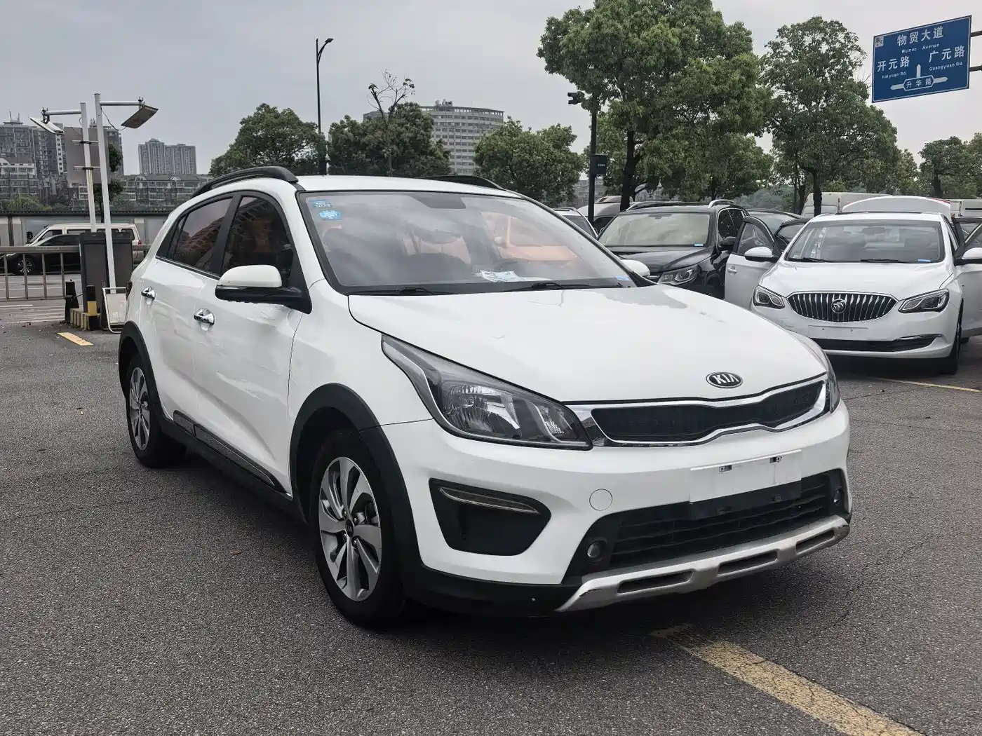 Kia KX CROSS 2017 1.4L AT GLS фото 3