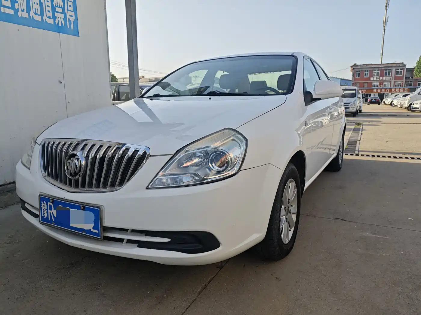 Buick Excelle 2015 1.5L Manual Classic