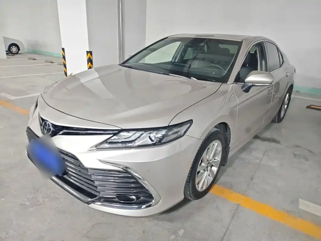Toyota Camry 2021 2.0G Luxury Edition