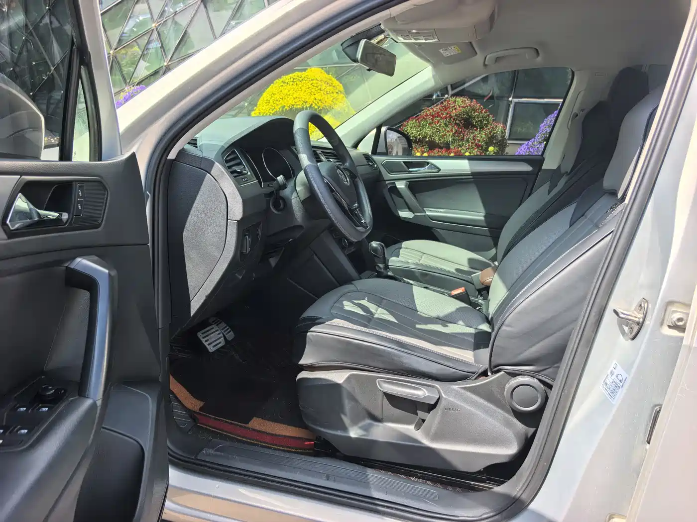 Volkswagen Tiguan L 2019 330TSI Automatic 2WD Trend Edition China VI фото 16