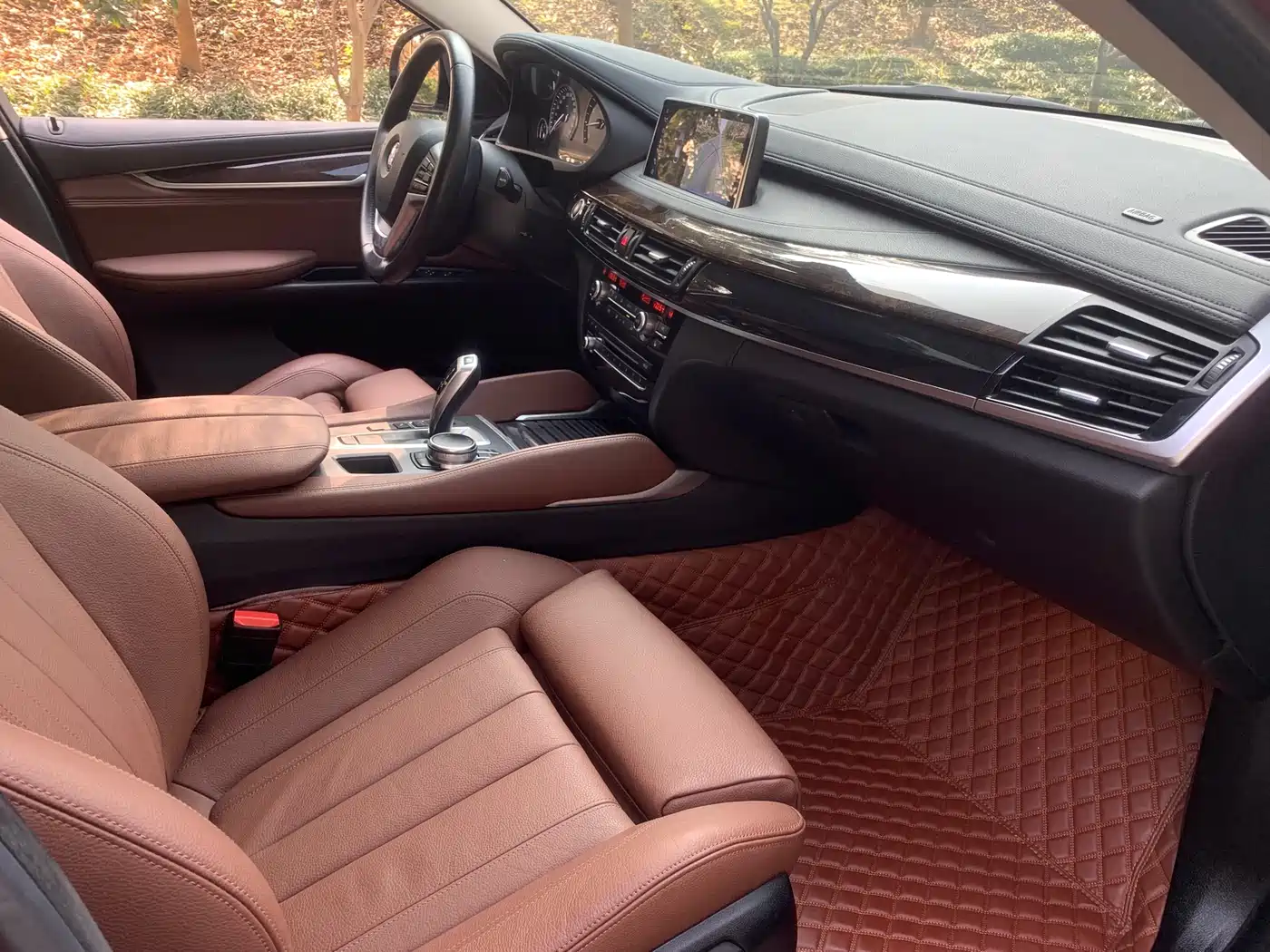BMW X6 2015 xDrive28i фото 7