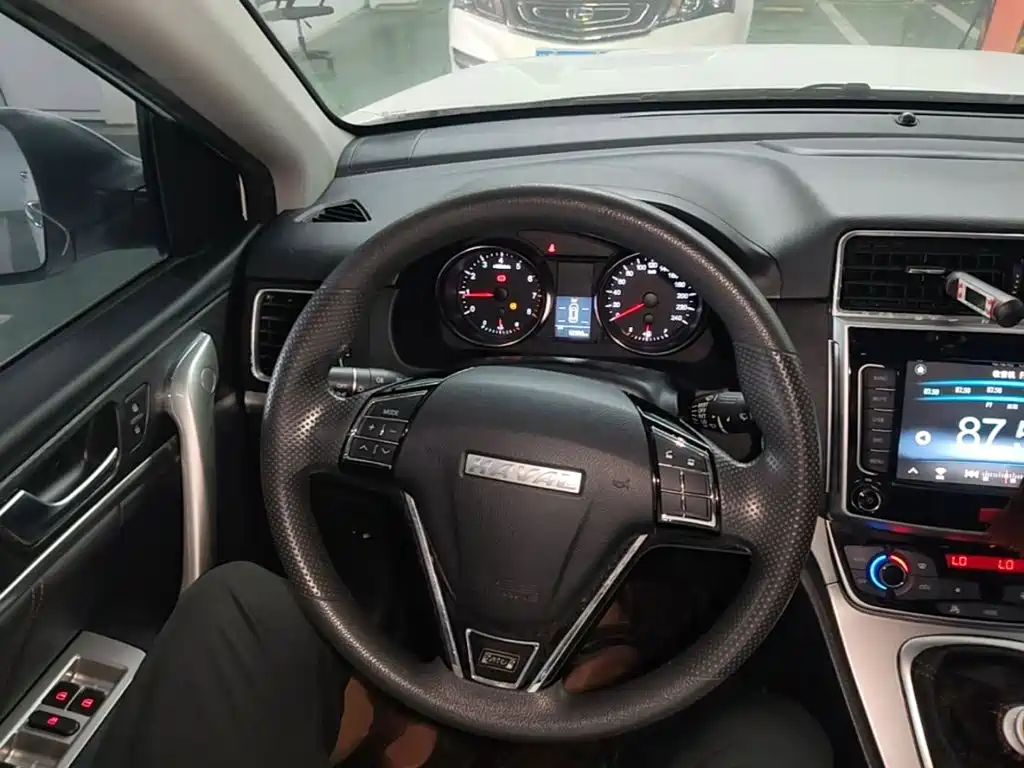 Photo 11 - Haval M6