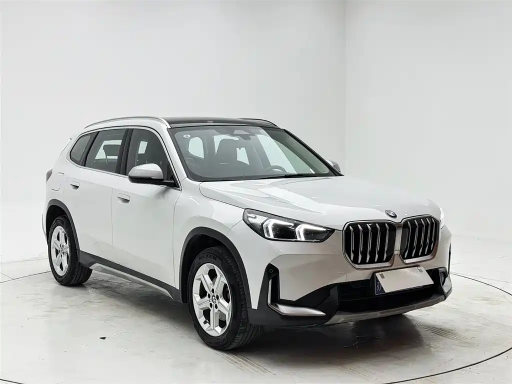 BMW X1 2023 sDrive20Li X Design Package фото 3