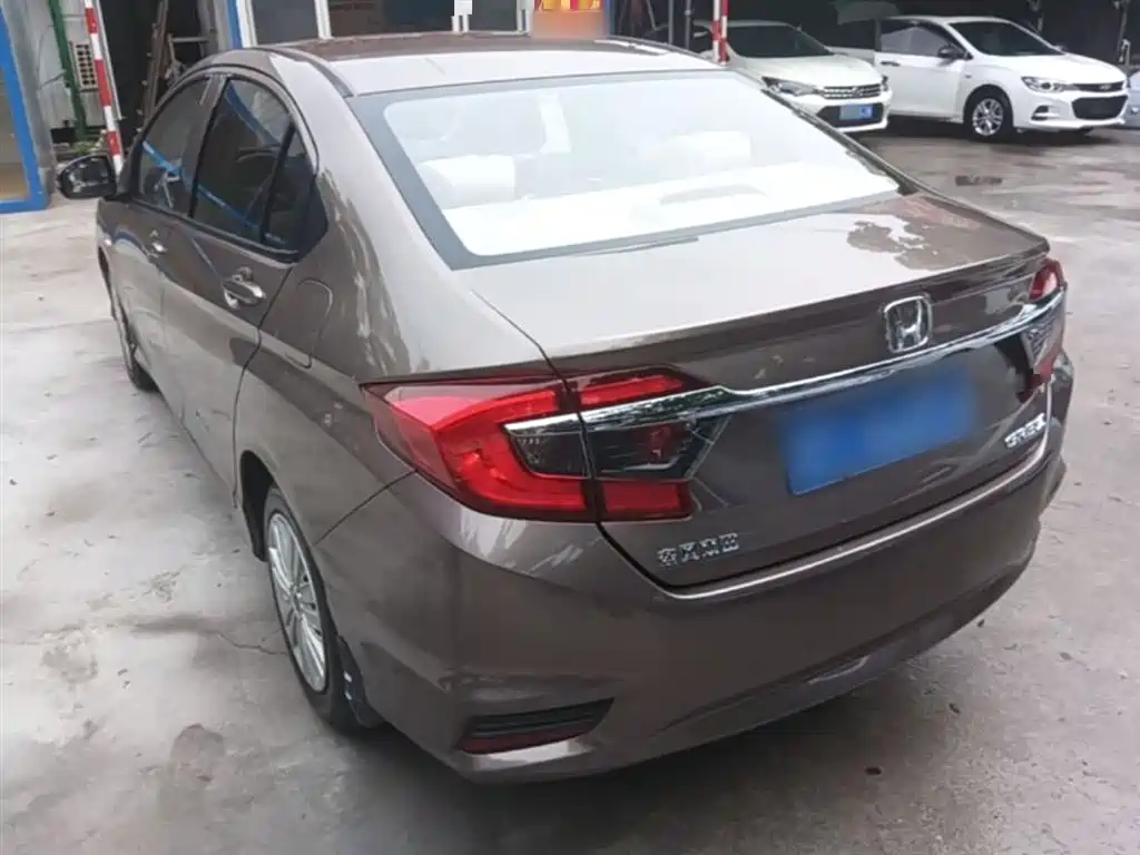 Honda Greiz 2019 2016 1.5L CVT Classic Edition