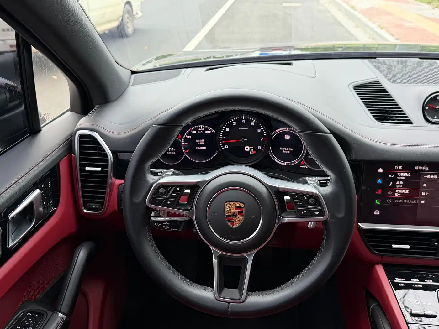 Porsche Cayenne 2023 Cayenne 3.0T Platinum Edition фото 12