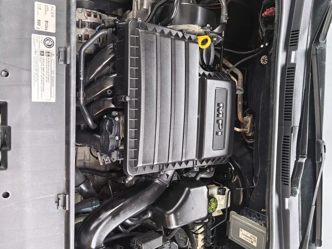 Volkswagen Santana 2013 1.6L Automatic Comfort Edition фото 16