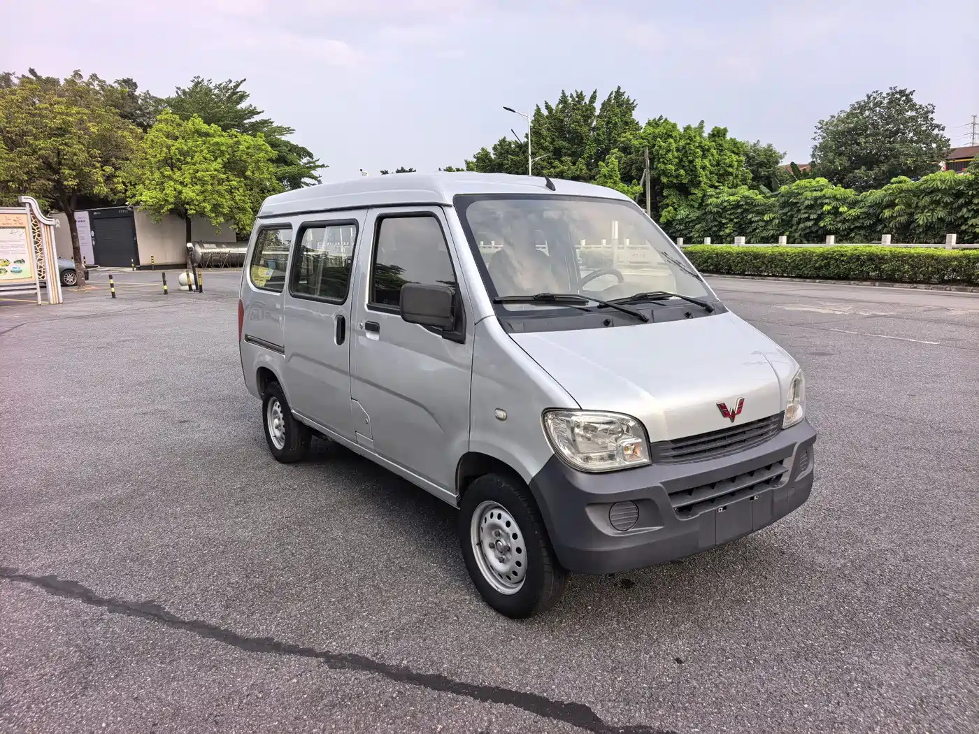 Wuling Motors Wuling Zhiguang 2020 2020 1.2L Utility China VI LSI