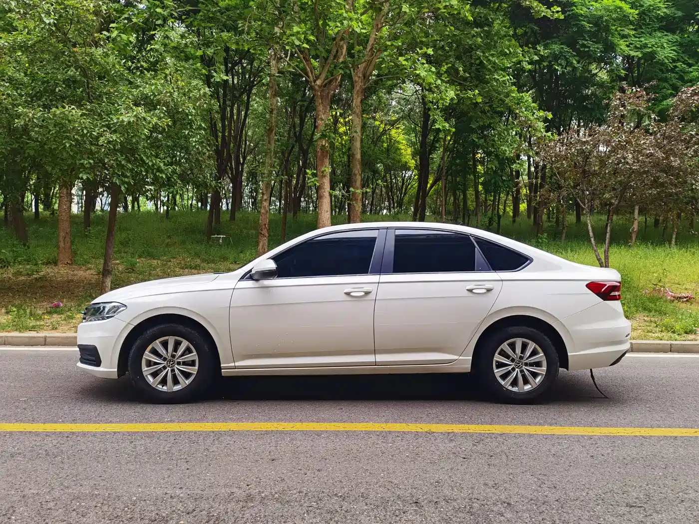 Volkswagen Lavida 2021 1.5L Automatic Trend Edition фото 4