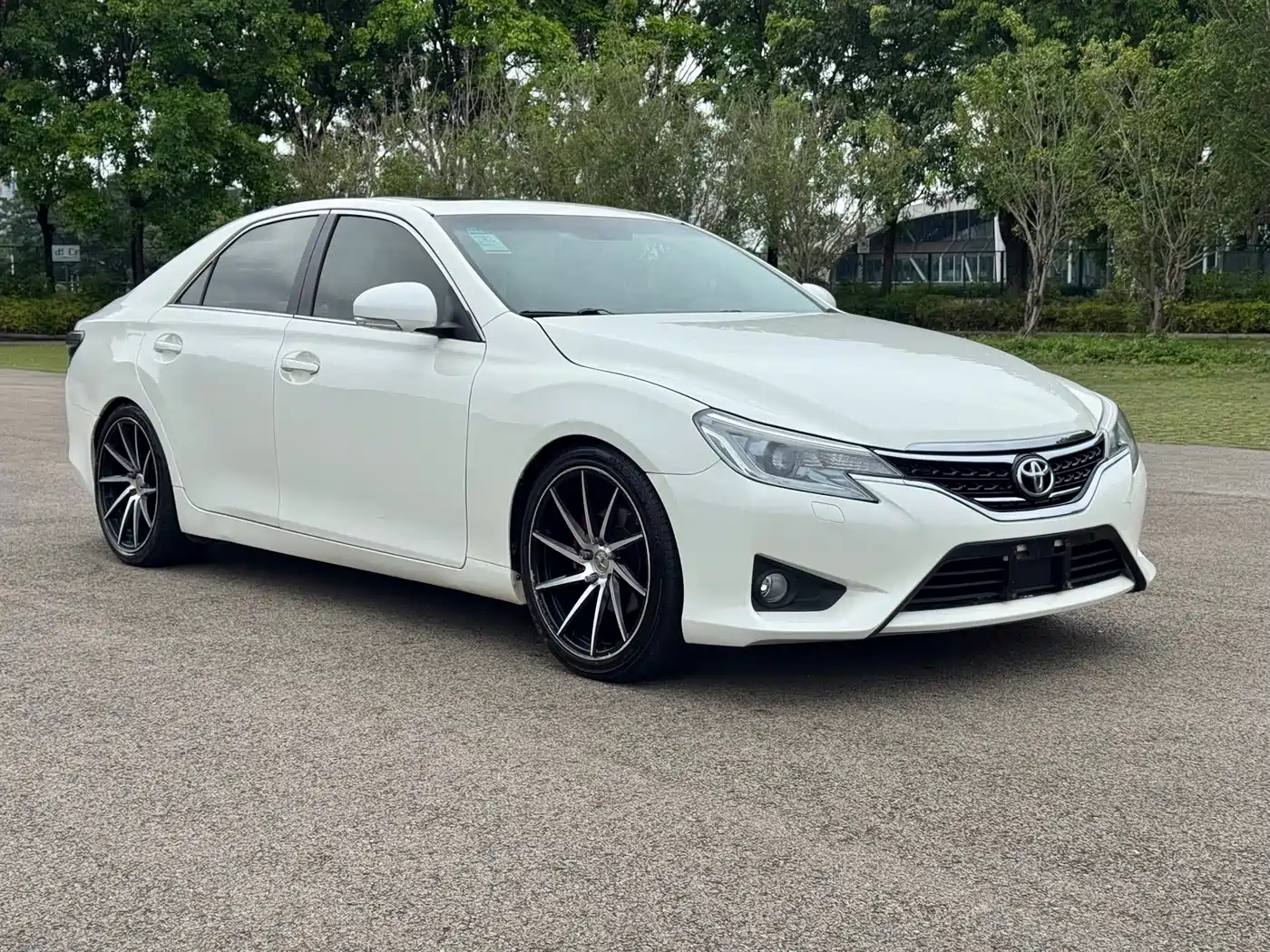 Toyota Reiz 2013 2.5V Elite Edition фото 3