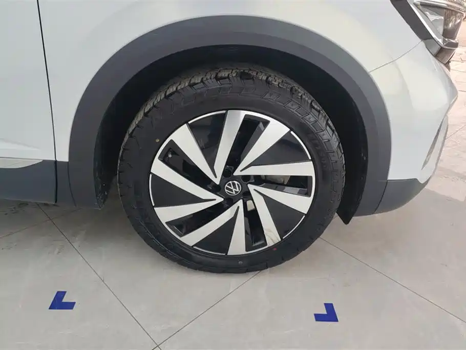 Volkswagen Talagon 2022 380TSI 4WD Luxury Premium Pro Edition 6-seater фото 6