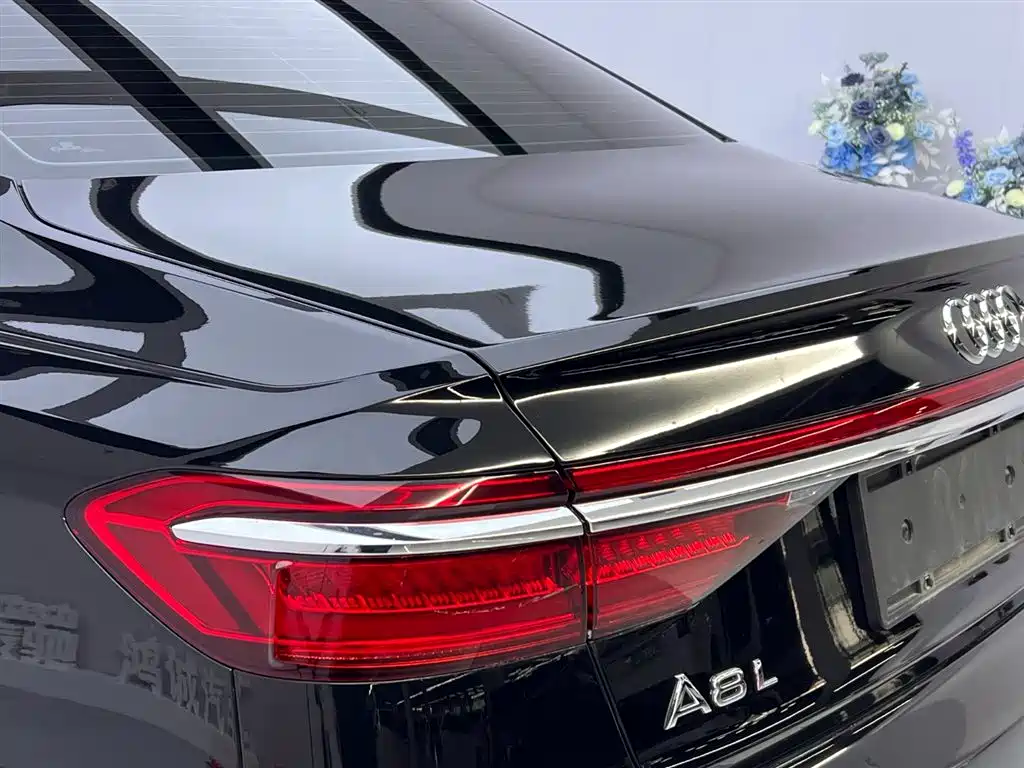 Audi A8 2019 Facelift Plus A8L 50 TFSI quattro Comfort фото 11