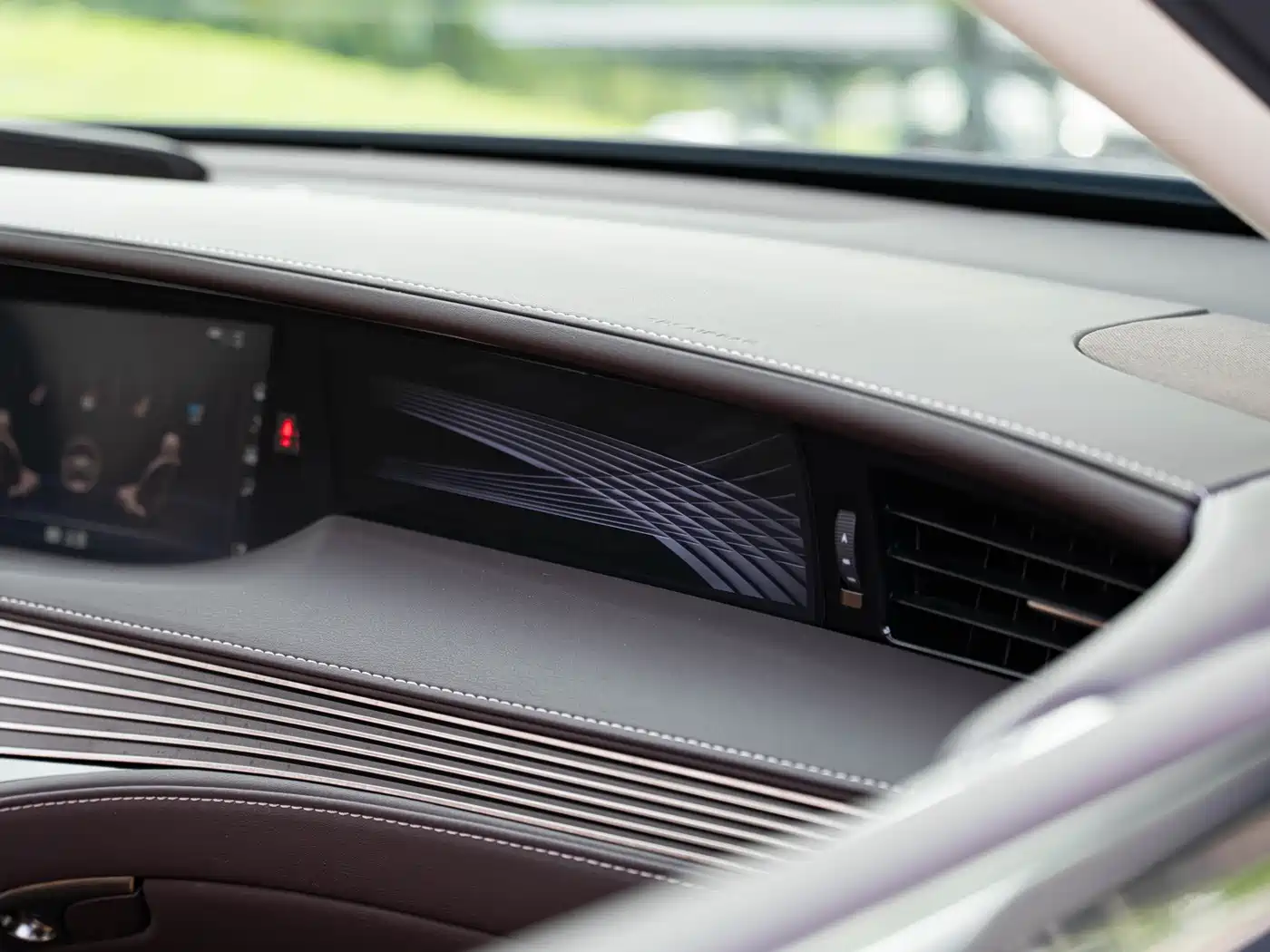 Lexus LS, миниатюра 17