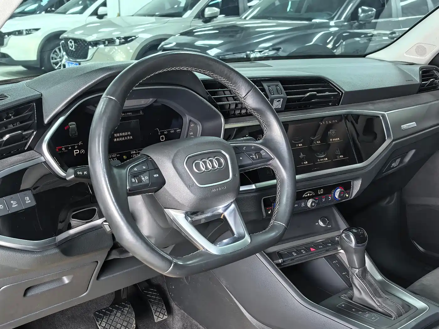 Audi Q3 2023 35 TFSI Fashion Dynamic (1.4T) фото 11