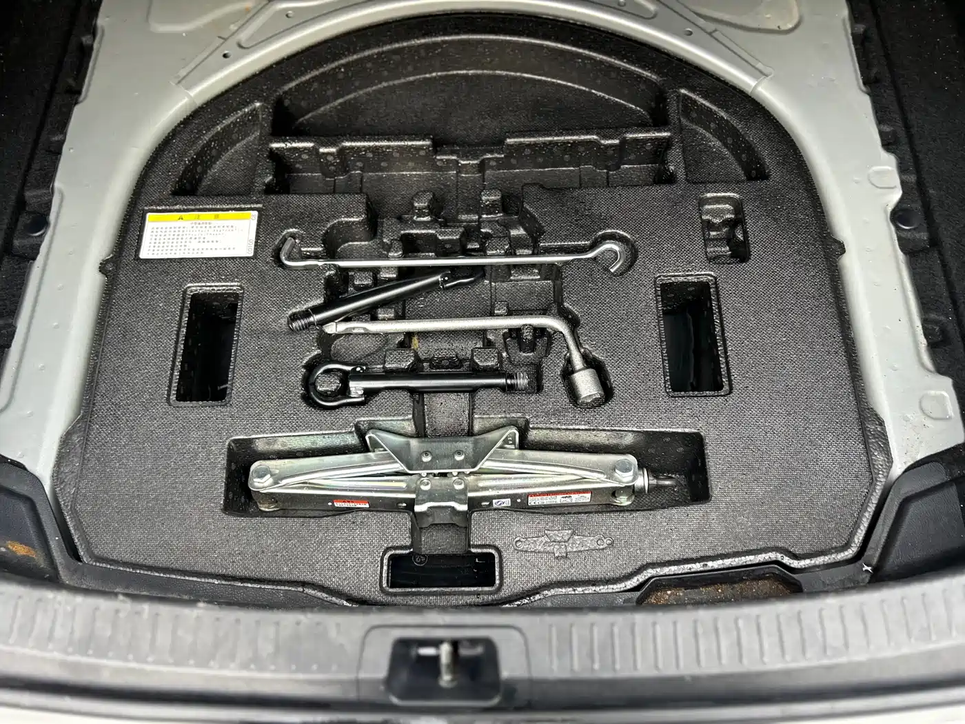Фото 41 - Toyota Levin
