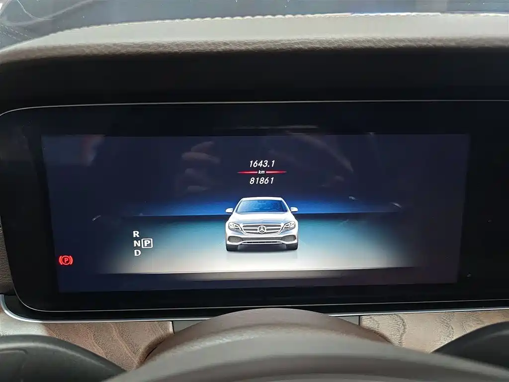 Mercedes-Benz E-Class 2018 Facelift E 300 L Luxury фото 8