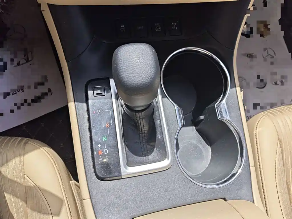 Toyota Highlander 2018 2.0T 4WD Elite 7-seater (China V) фото 14