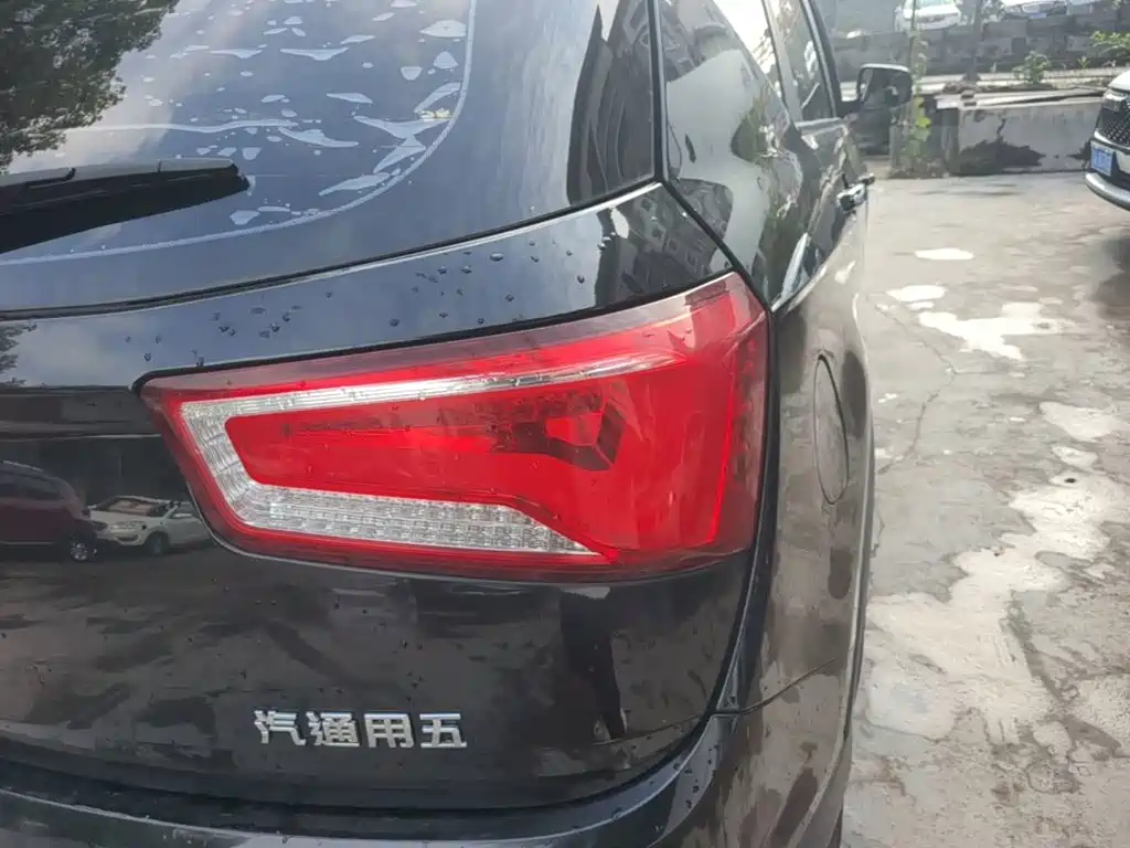 Baojun 560 2015 2015 1.8L Manual Comfort