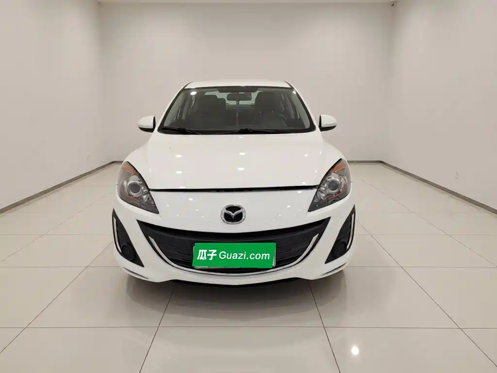 Фото 24 - Mazda Mazda3 Axela